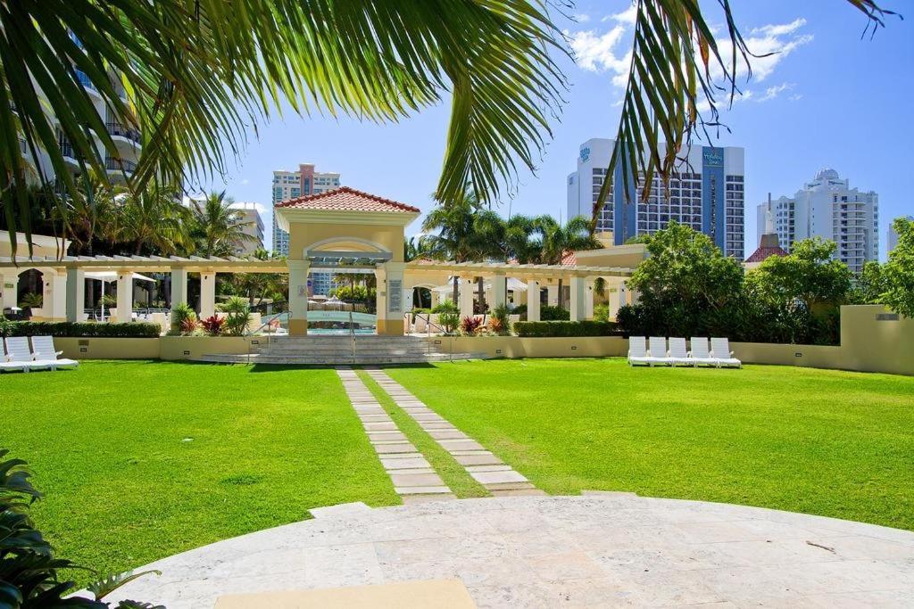 Apartamento Deluxe Chevron Renaissance Gold Coast Exterior foto