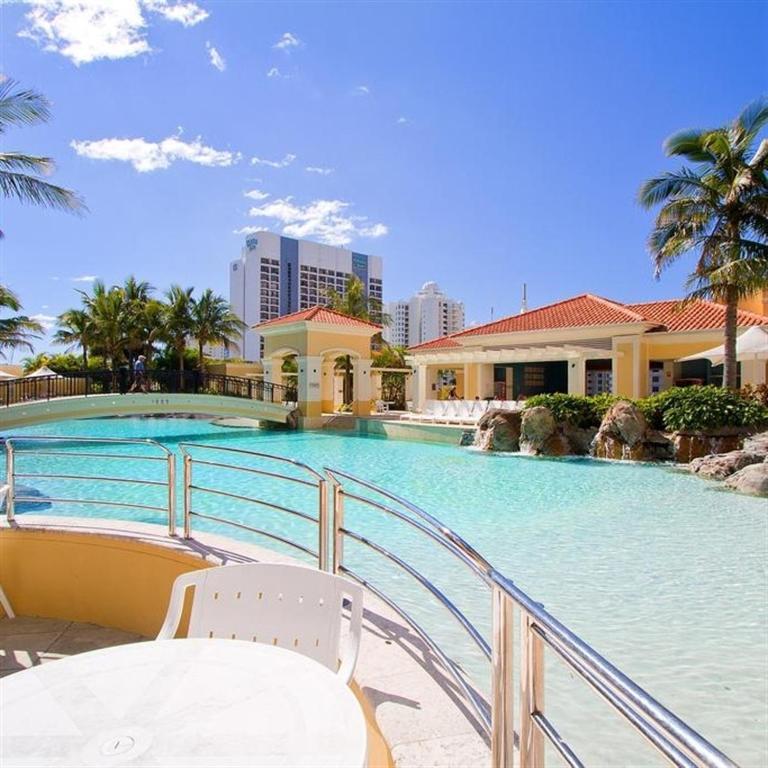 Apartamento Deluxe Chevron Renaissance Gold Coast Exterior foto