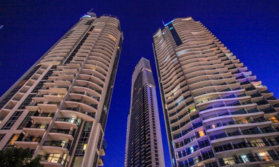 Apartamento Deluxe Chevron Renaissance Gold Coast Exterior foto